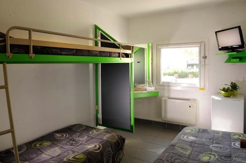 Lemon Hotel - Mery Sur Oise/Cergy Habitación foto