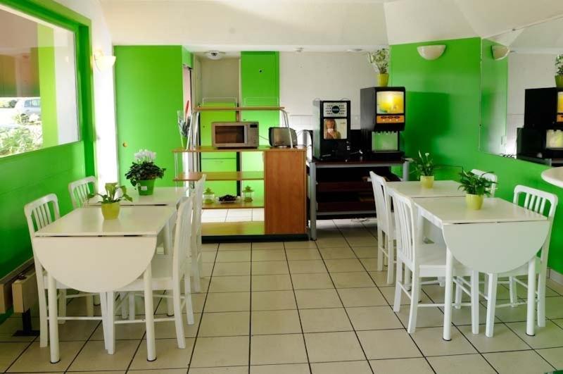 Lemon Hotel - Mery Sur Oise/Cergy Exterior foto